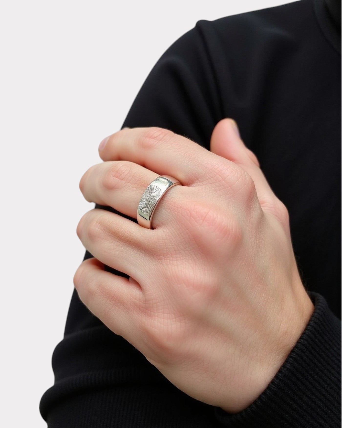 Alianza Con Huella Dactilar Hombre Plata